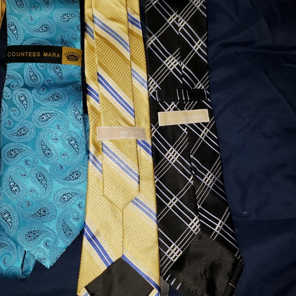 BUNDLE OF TIES - Picture 4 of 6